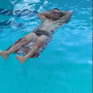 Colchão Boia Não É Inflável Piscina Praia Multiuso Academia