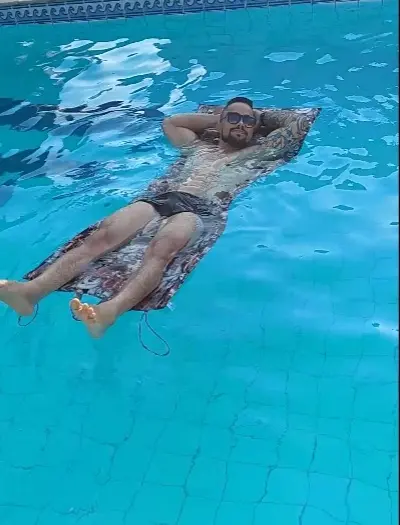Colchão Boia Não É Inflável Piscina Praia Multiuso Academia